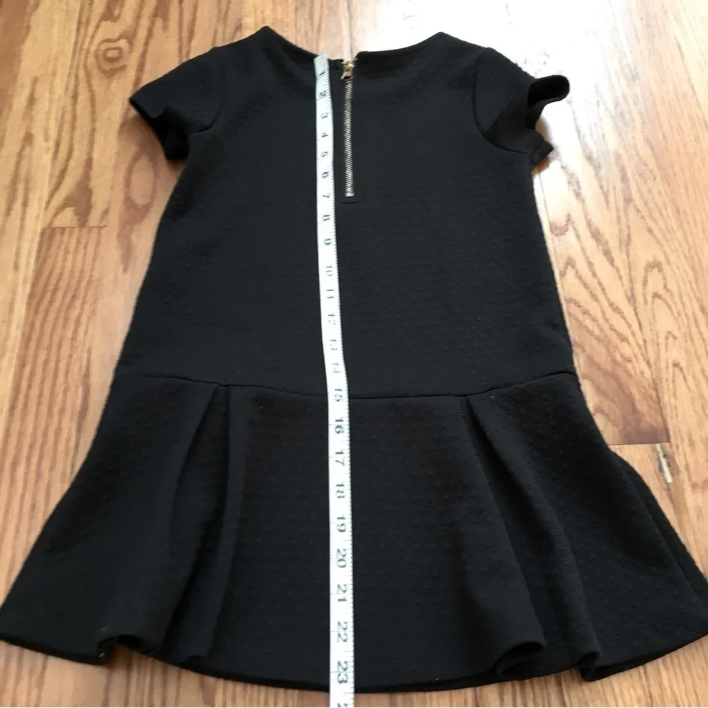 Genuine Kids Oshkosh Little Girls Black Ruffle Hem Short Sleeve Dress